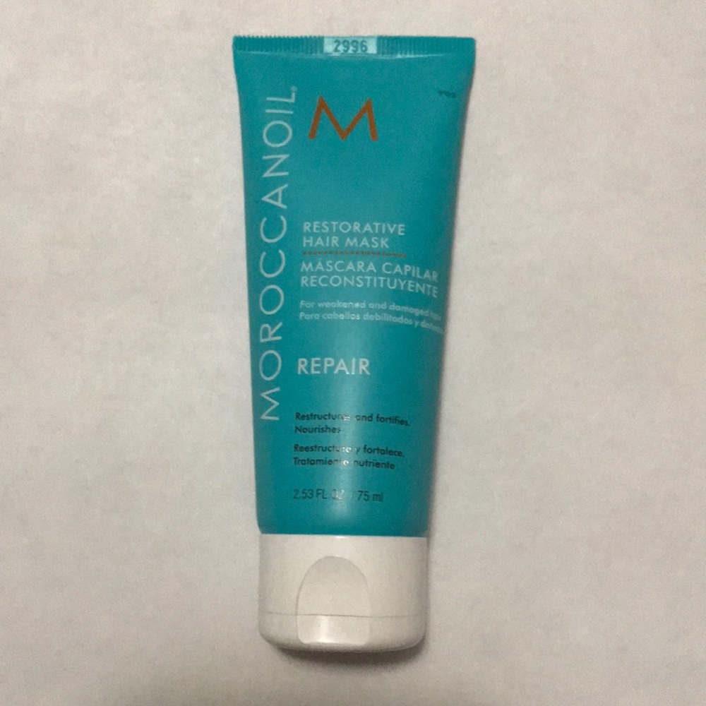 Moroccan oil restorative hair mask
